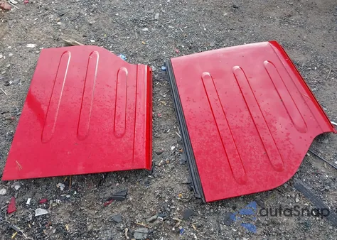 2014 Jeep Wrangler Unlimited Sahara z USA, uszkodzony, nr VIN 1C4HJWEG1EL219709